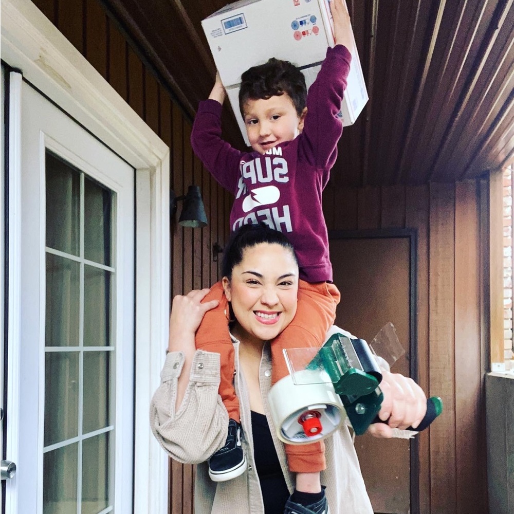 Meet your Posher, Bex